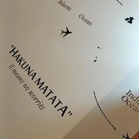 Hakuna Matata ,grazioso In Centro קאסרטה